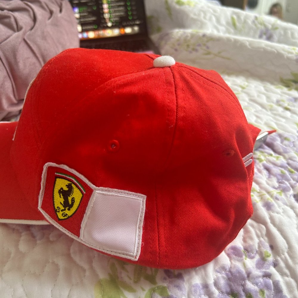 offical ferrari hat - Picture 2 of 3